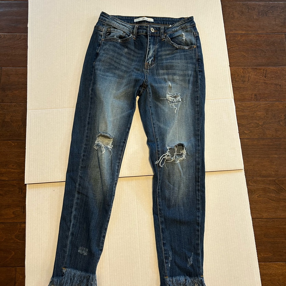 KanCan distressed jeans